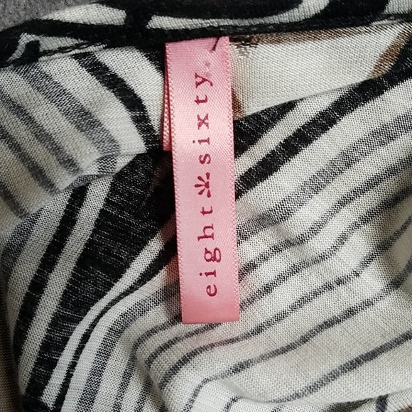 Eight Sixty Top - Picture 6 of 6